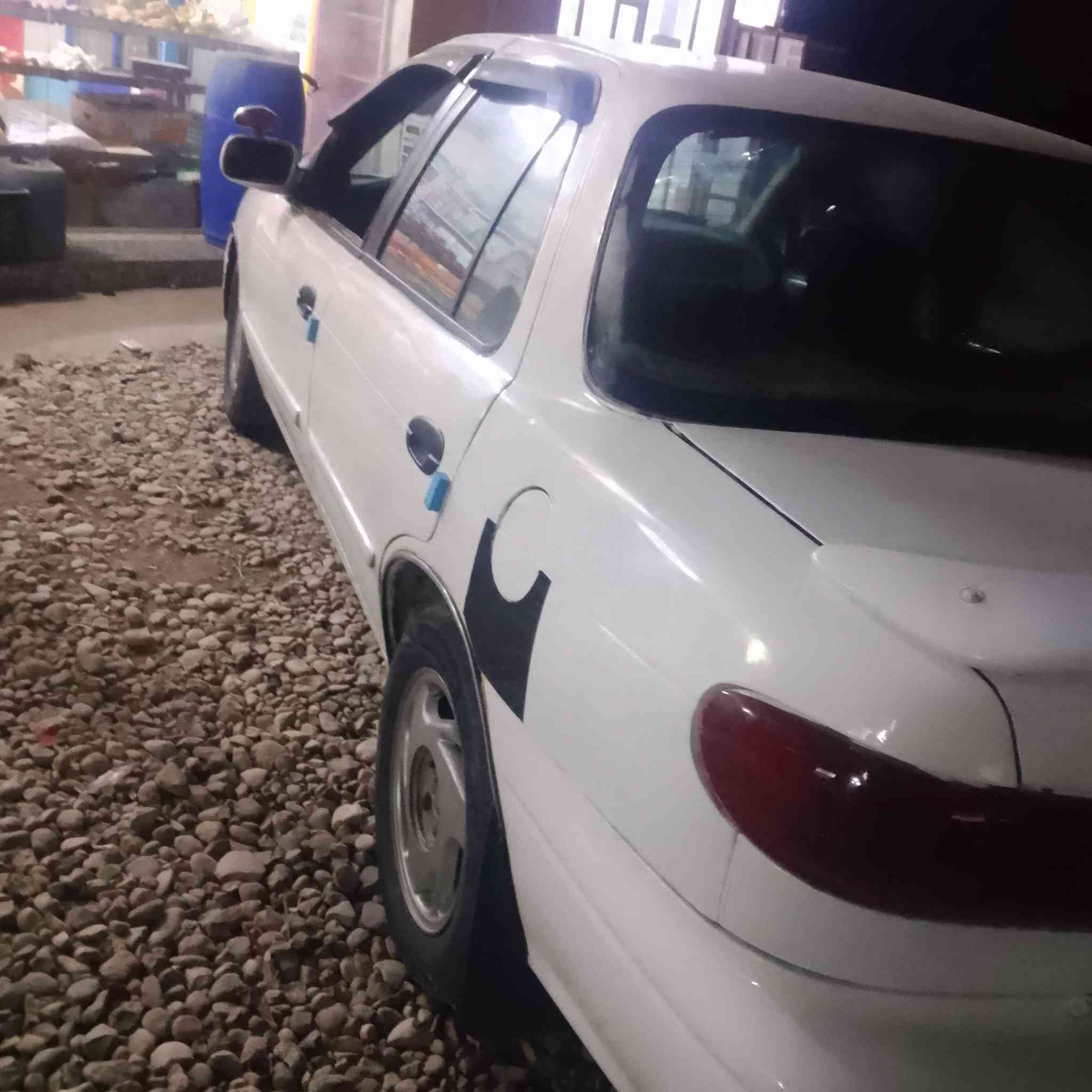 سلام عليكم كيه سيفيا موديل 95 مصبوغه الجماليه سنويه الئ 29كير عادي السعر 29وبيه مجال  الاتصال عالرقم ***********
