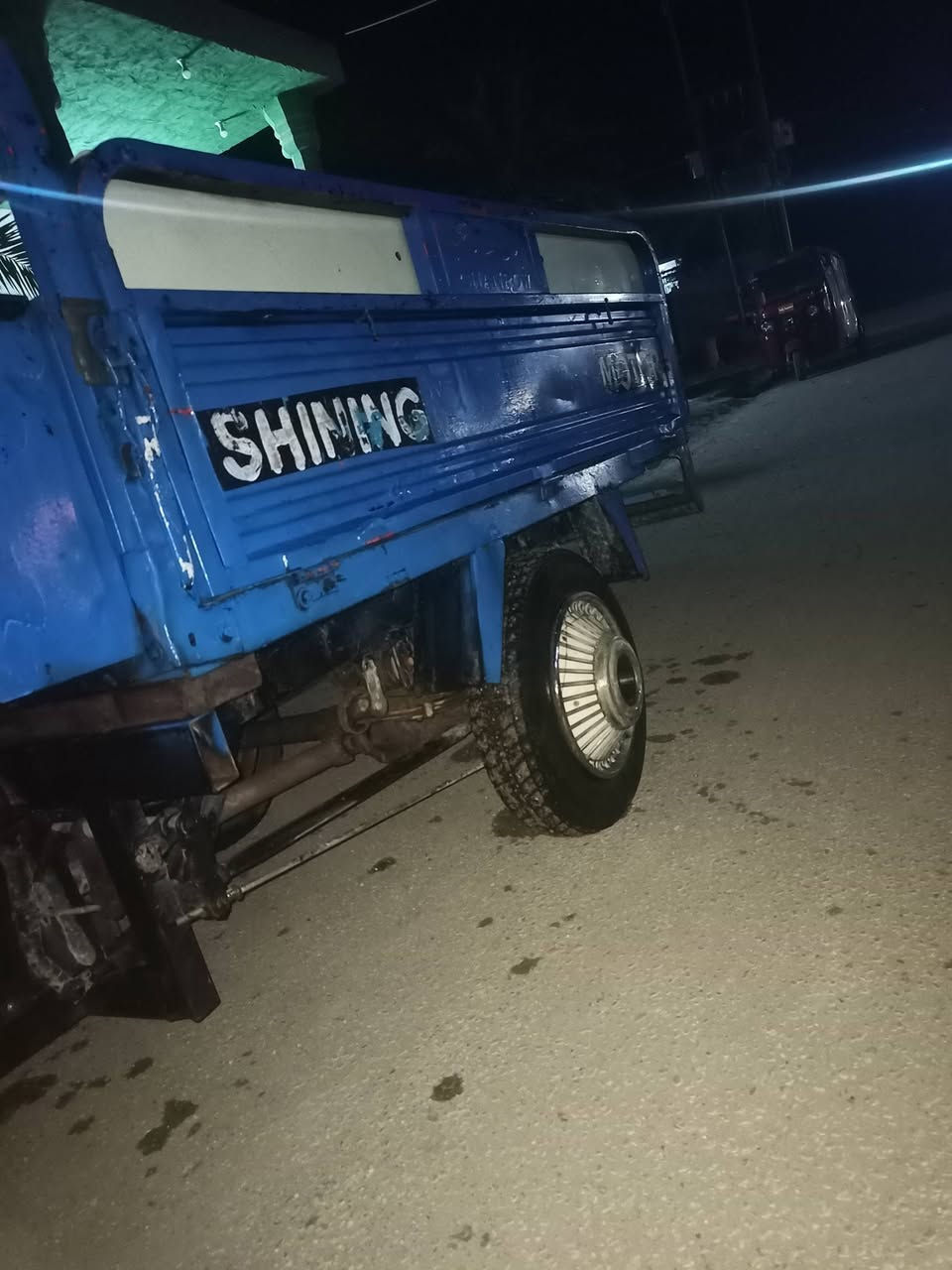 السلام عليكم ستوتة للبيع موديل 2013 أوراق اصولي وشاصي مكفول رقم الهاتف ***********
