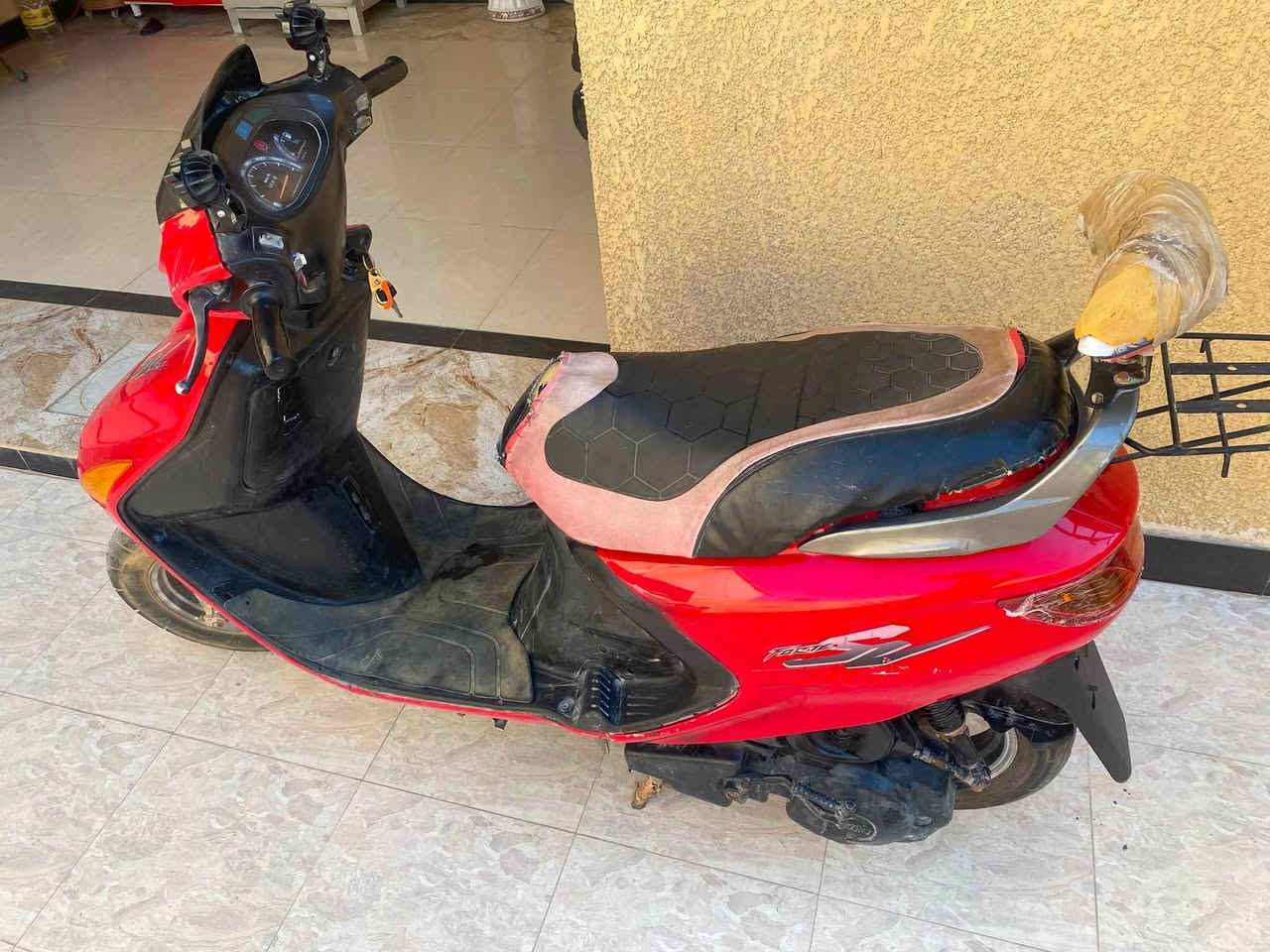 كدامك اخت الجديده 550 بيه مجال


**إذا كنت صاحب هذا الإعلان وتريد حذفه لأي سبب، رجاءا أرسل رسالة إلى الدعم الفني**
