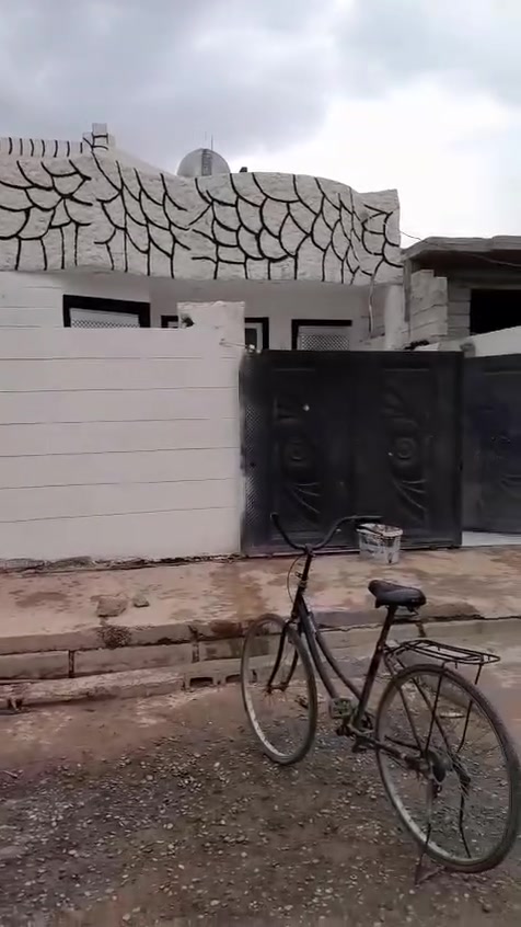 بيت طابو في حي العسكري كركوك مساحة 200م مع فضله 100م بناء حديث  ٢٠٢٤ واجهة 10 عمق 20 واجهتين أمامه حديقة وبجانبه مدرسة سعره ١٦٠ مليون مع المجال تفاصيل أكثر في المقطع@ 
 مكتب تبارك الرحمن ***********   ***********
