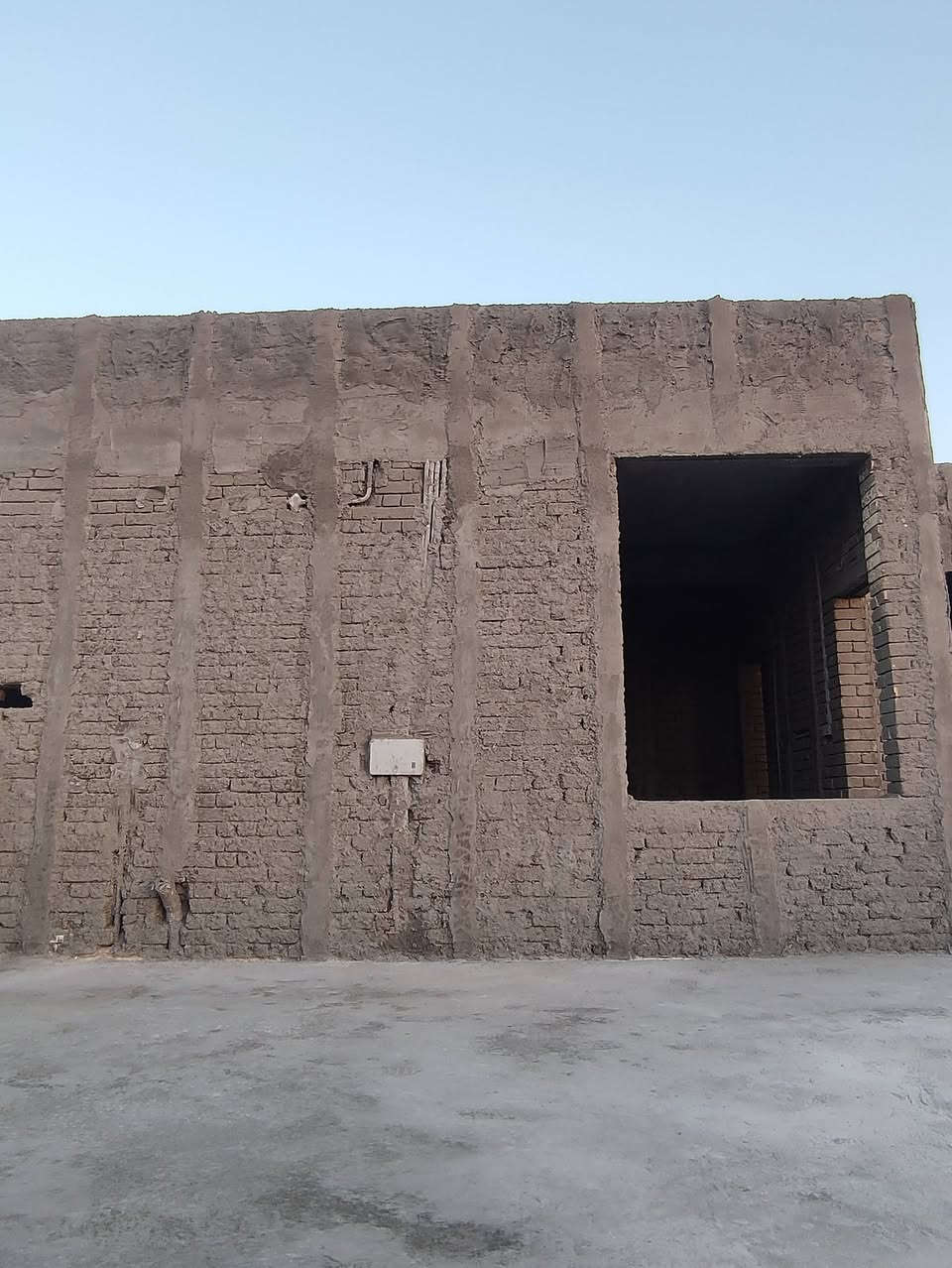 لبخ وبياض درجة اولى واسعار مناسبه والتزام بالعمل بصره فقط ***********
