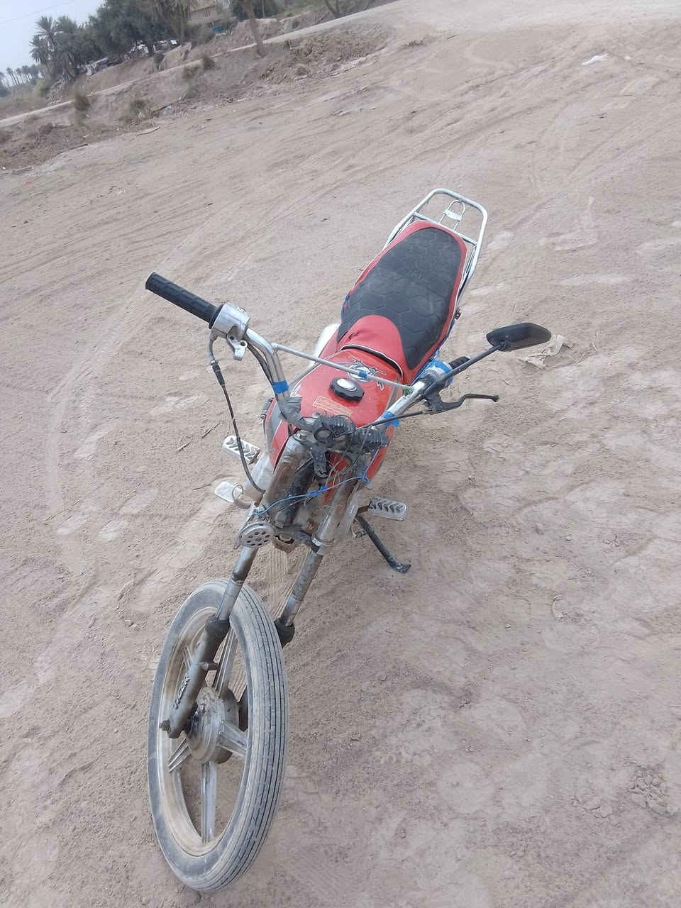 سلام عليكم ورحمه شباب دراجه تايكر 4 كير حلوه ونضيفه بيهه تلحيض الدراجه شلعه وبيه اوراق كامله ب400 وبيه مجال حك الجيه وهاذه رقمي ***********
