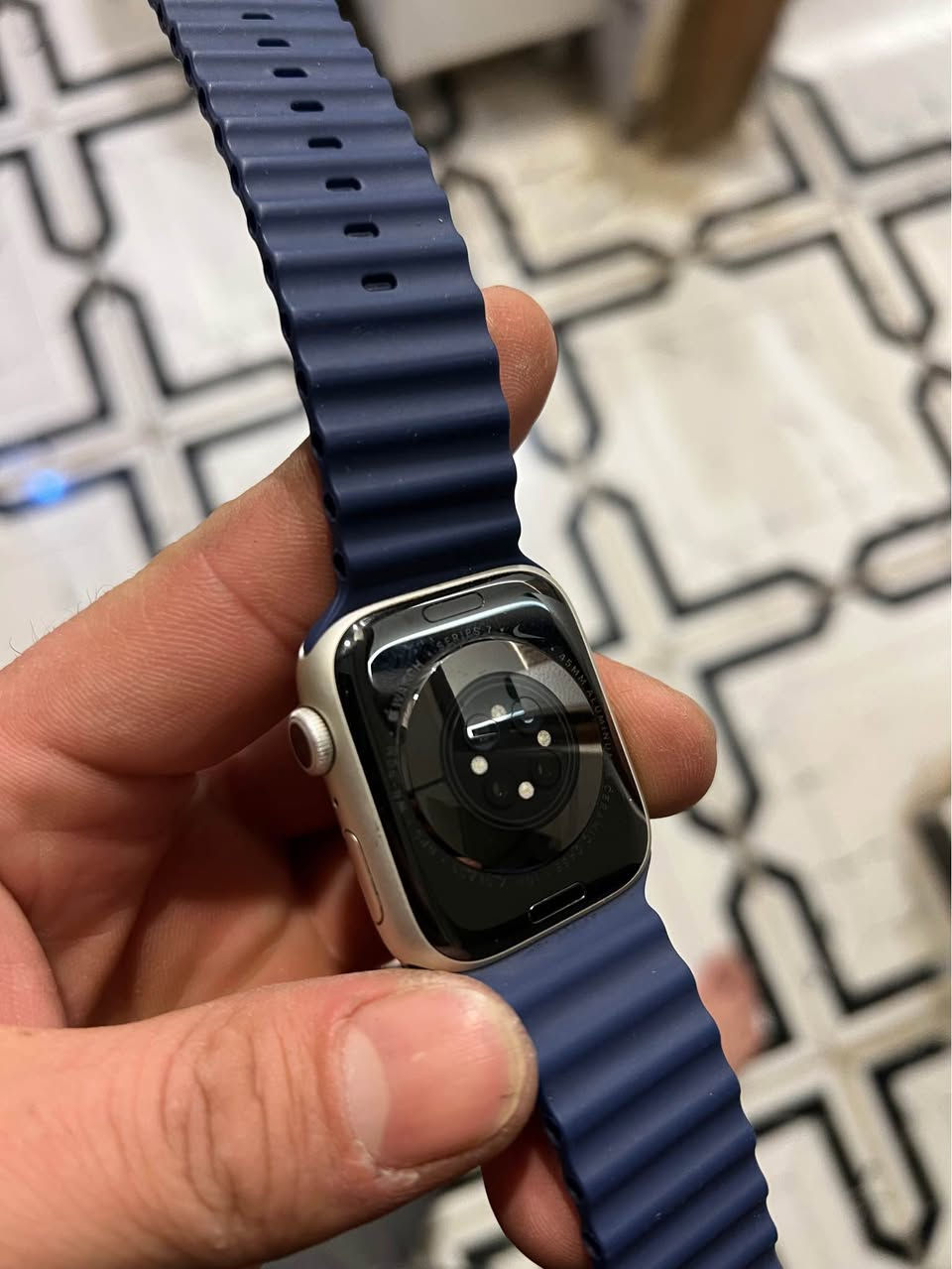 ساعة ابل نايك رياضي جيل 6 
بطارية 80 مع كامل ملحقتها 
للتواصل واتساب *********** بغداد, العراق
