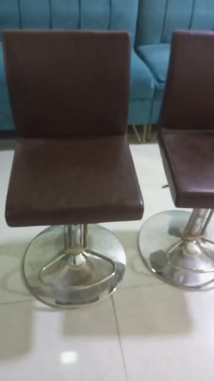 ثلاجه ١٠٠ كراسي علا ٢٥ مكان دوميز0 7 5 0 7 3 5 3 7 5 6
