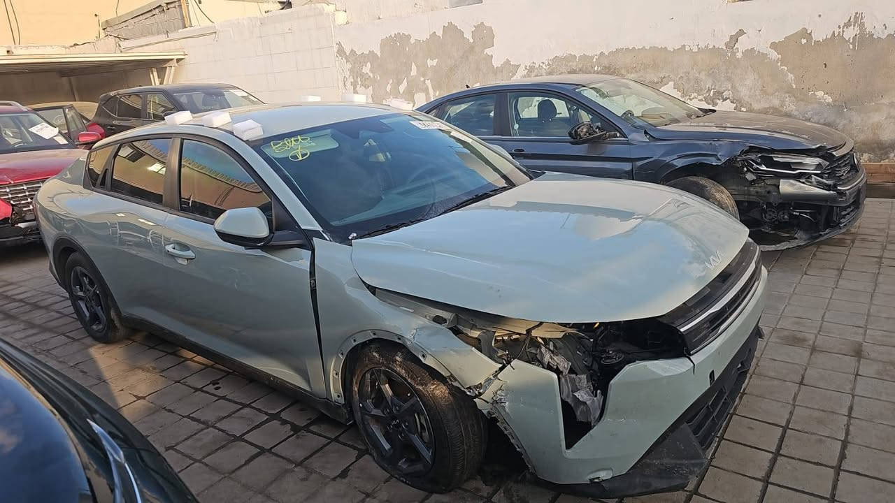 كي فور 2025
واصل ميناء مصلح وجاهز بسعر 125 بدون كمرك بالإمكان تدخل بكتاب الشهداء واتساب ***********الياسري للوارد الأمريكي https://chat.whatsapp.com/LTS3spZW8pj9th6FfhqvRr?mode=ems_copy_t
