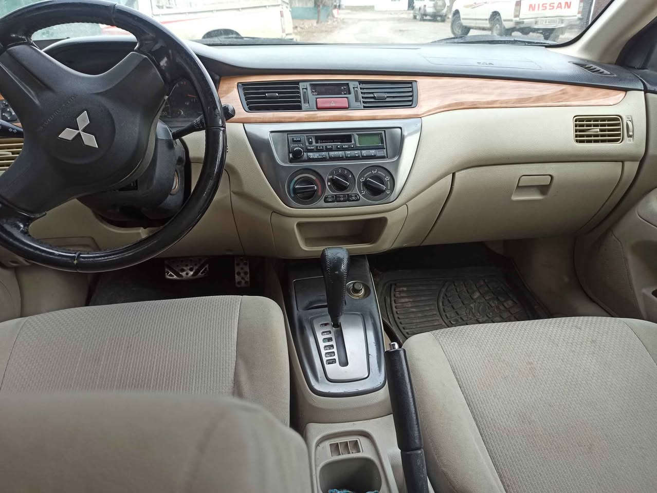 لانسەر 2008 سعودی، ناو زەرد، گێڕ ئۆتۆماتیک ،مەکینە گەورە،  سەیارەکە بێ بۆیاغە تەنیا سندوقی کاڵبۆتەوە، سەنەوی‌بەسەرچوە بەڵام ڕەقەمی تازەیە، تەحویل و وەکالە و غەڕامە بەشەرت. abs ، پێنج ویل کەپ، تایەی تازەیە. شوێن: ڕانیە، نرخ: 85 و محامەلە..... رانية, السليمانية


**إذا كنت صاحب هذا الإعلان وتريد حذفه لأي سبب، رجاءا أرسل رسالة إلى الدعم الفني**