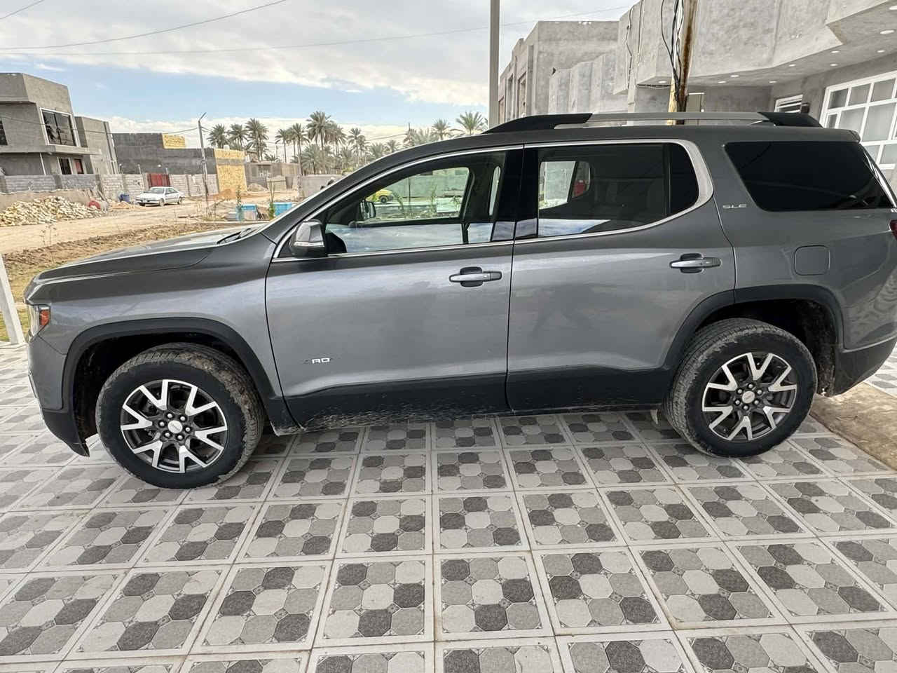 سلام عليكم جمسي أكاديا 4اسلندر 2020فول تحكمات استيرن كشنات منفصل السياره فول قل سرعه السياره ماشيه 93الف المحرك 2500تنفس بدون دواخل أو بدون إرباك الجاملغ بس رش بدون فتح التواصل ***********السعر 225,أو بيها مجال
