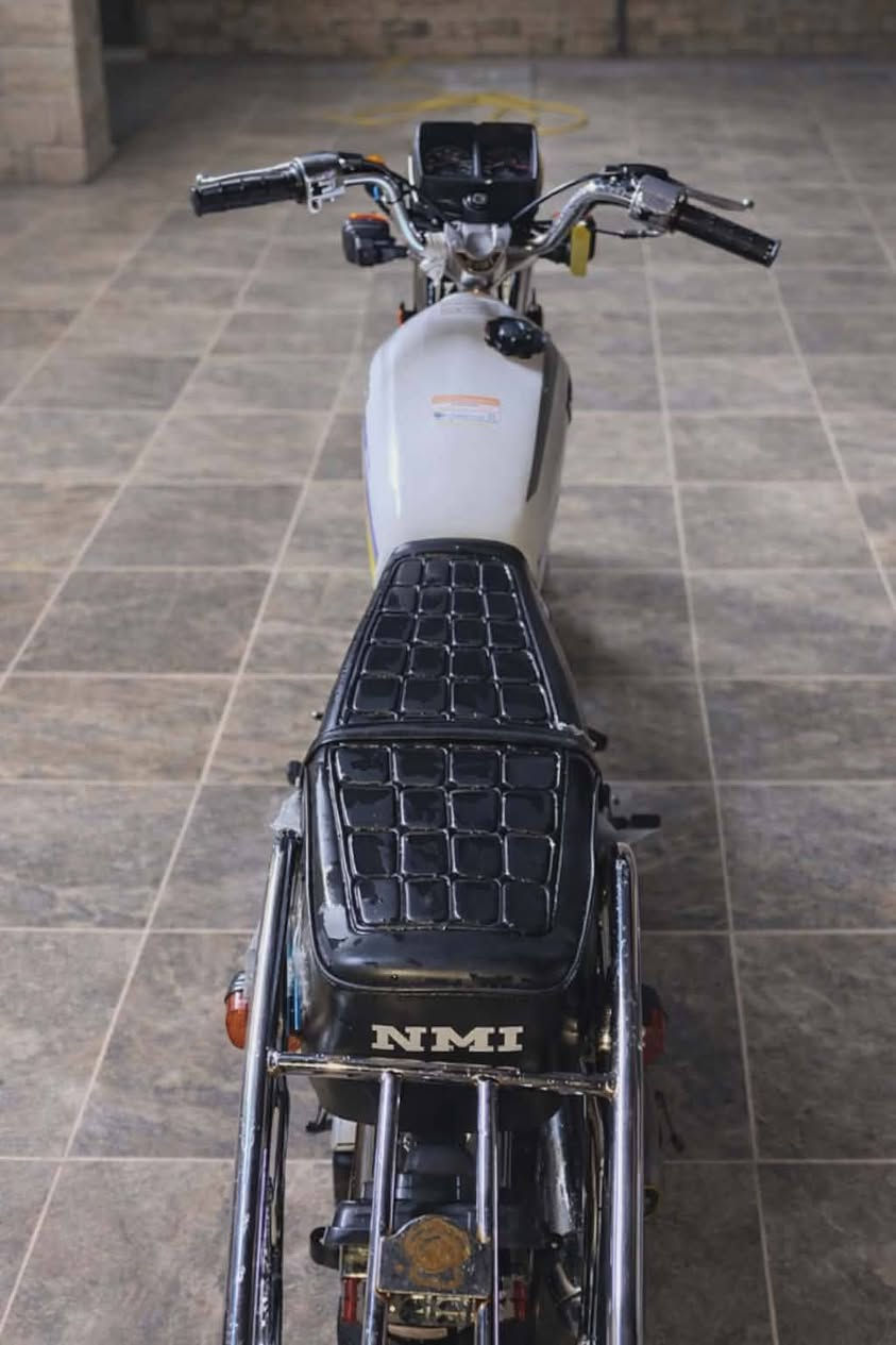 سلام عليكم دراجه للبيع نامه شلامجه وكيل نوار
أوراقه اصولي سبع أوراق مكاني دوانيه السعر خاص


**إذا كنت صاحب هذا الإعلان وتريد حذفه لأي سبب، رجاءا أرسل رسالة إلى الدعم الفني**