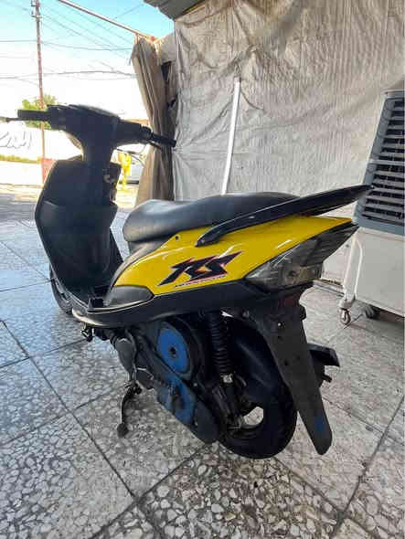 السلام عليكم 
(***********)
(***********)
(475)
العنوان بغداد حي الجامعة 
للبيع ماكس عدله بوشه 49 نكره مكينه خرسه بدون لا نضوح ولا تبخير ولا صوت شلعة معدل كامله مكمله صدر امامي خلفي شغال وبلادي بريك امامي خلفي شغال تايرات امامي خلفي جدد كفرات مبدله جدد مطبكه ستاند صفح ستاند تعليك كله موجود وبلادي كهربائيات 
سلف شغال لايت امامي خلفي شغال هورن شغال باقي الدراجة موضحه بغداد
