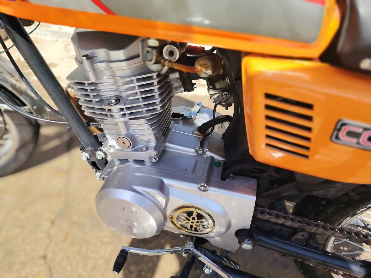 سلام عليكم دراجه نامه موتور موديل 21 دراجه نظيفه ما عايزه برغي وكيله العارضي أوراق السعر 700 وبيه مجال مكان الدراجه النجف حي العسكري كبل شارع السبيس رقم ***********
