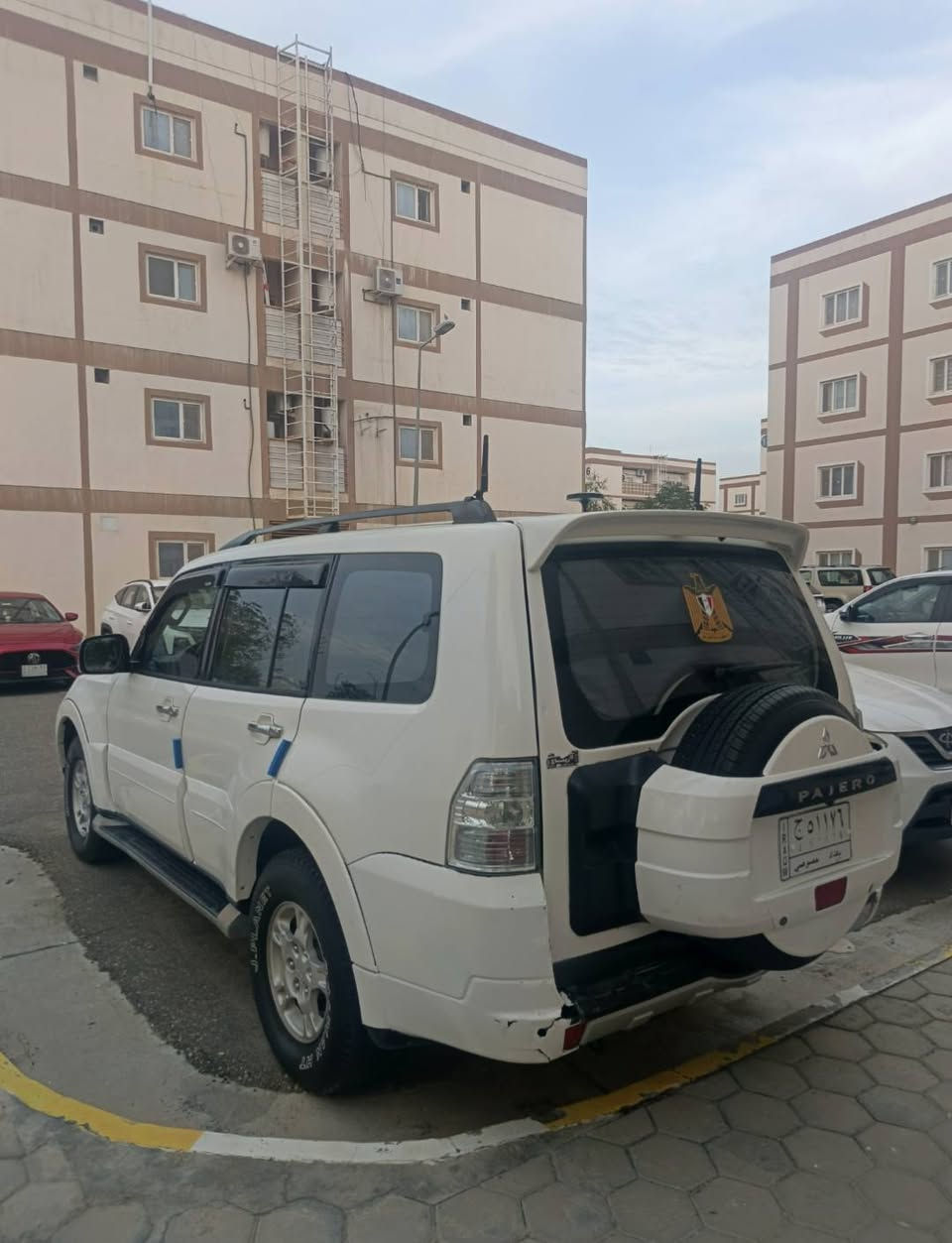 ‏السلام عليكم(مكلف بالنشر)
‏& بيهه سونار &
‏
‏باجيرو 2008 محدثه 2020  مكانهه (البصره) 
‏
‏بيهه البنيد والجاملغات الاماميه مفتوحات ومصبوغات فقط بدون تبديل + ضرر كلش بسيط بالبدنه وطاخه الشاصي شي بسيط وحته ما تنشاف الطخه اله تدقق بيهه يلا
‏
‏رقم بغداد وسنويه لل (2028) بأسم راعيهه هم من بغداد وإنسان طيب وما يقصر وياكم
‏
‏*الاكسن *اللو كير *الكير ((كفاله))اما المحرك خيط بخار فقط وأي مشاكله واي تنقيص قوي ما بيي. 
‏
‏تبريد شغال (ثلج) وكهربائيات (فول) وعليهه ادامه بدلت نوزلات وبلكات وفيت بم وفحصت مجاول 
‏
‏$$$السعر 117 وقابل للتفاوض$$$
‏*رقم الاتصال*
‏ ‪***********‬
‏ ‪***********‬
‏
‏
‏
