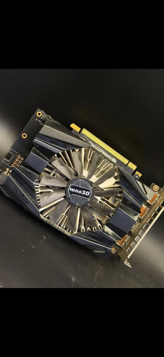 كارتات حلوات للبيع اسعارهن قفل بلازحمة عليكم 
1660ti    In3ood سعرة 190 الف 
1050 ti   Msi بي مروحة مكسورة اثر مشاجرة سعرة 60 الف


**إذا كنت صاحب هذا الإعلان وتريد حذفه لأي سبب، رجاءا أرسل رسالة إلى الدعم الفني**