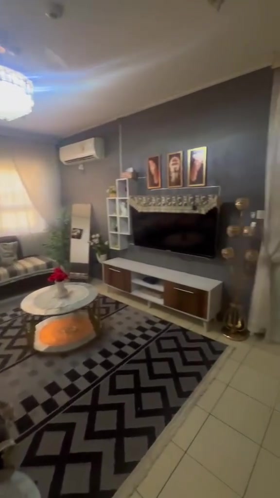 السلام عليكم شقه المساحه   100متر A9 طابق اول  عماره مميزه  نضام شرقي موثثه   بسمي ابيعهة مدفوعه الثمن السعر ١٢٠ بيه مجال الاتصال ***********
***********
السلام عليكم شقه المساحه   100متر A9 طابق اول  عماره مميزه  نضام شرقي موثثه   بسمي ابيعهة مدفوعه الثمن السعر ١٢٠ بيه مجال الاتصال ***********
