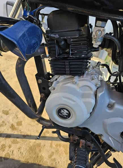 السلام عليكم
دراجة بوكسر كلاسك موديل 2021 رقم وسنوية
الدراجة نضيفة شوفت عينكم مكان بغداد البياع
السعر 2/250 وبيهة مجال حگ الجية
الشراي يتصل لاتعبني ولا تعبك
 ***********واتساب
