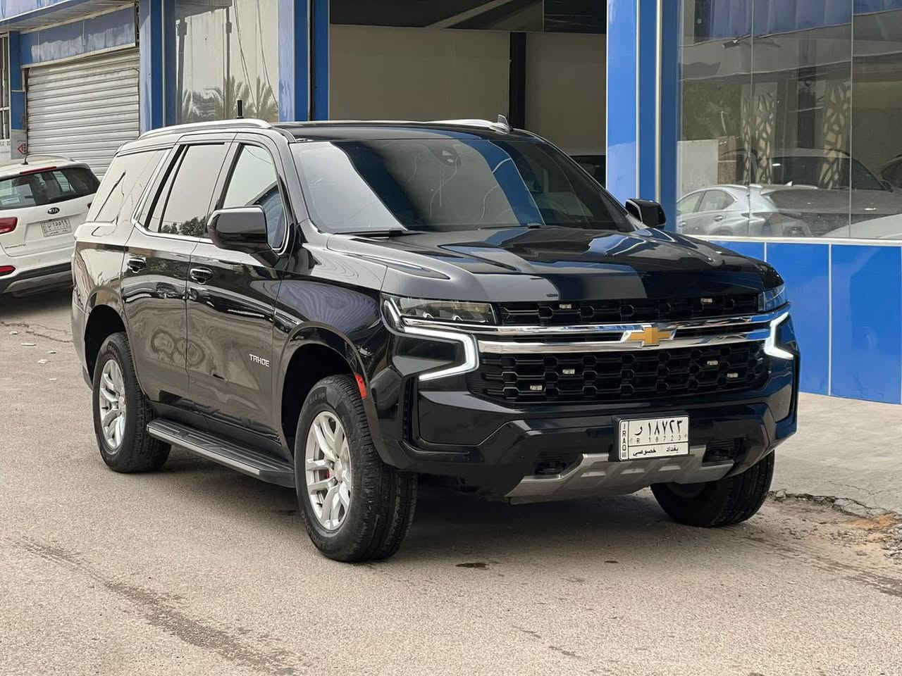 السلام عليكم

تاهو موديل 2021 LS خليجي

مكفولة السيارة  ماشية 71 الف كيلو 

مواصفات:

بصمة تشغيل + بصمة ابواب + تشغيل عن بعد 

شاشة كبيرة 

كامرة دوارة

حساسات

اوتو ستوب

تحديد مسار

استفسار 📞 ‭0771 631 3141‬

السعر 400 وبيهة مجال

العنوان📍زيونة تقاطع ملعب الشعب خلف محطة وقود المثنى 

معرض الليث لتجارة السيارات
