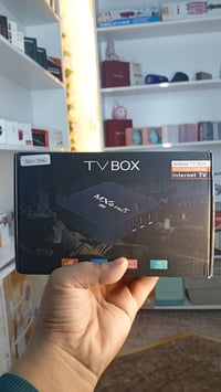 📍 نظام التشغيل: Android TV 📍 المعالج: Quad-Core (4 أنوية) 📍 الرسوميات:...