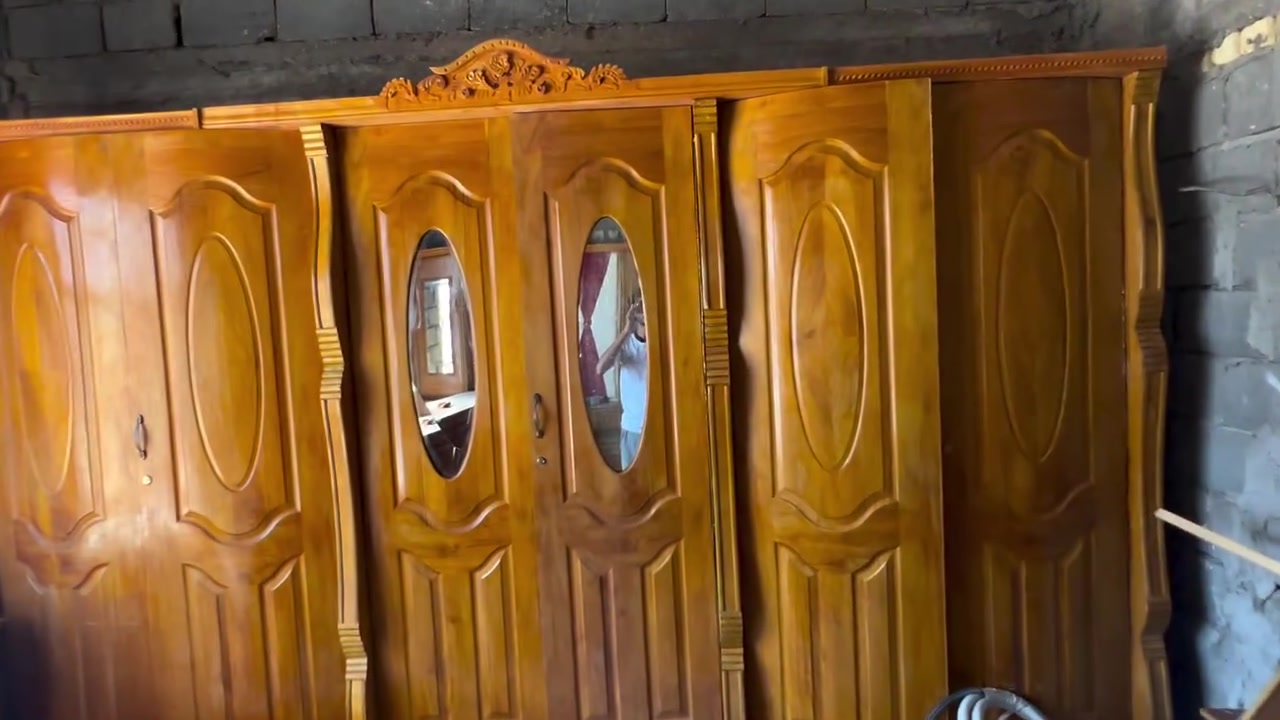 غرفه نوم جديده نضافه فول نجاره فول تعال وشوف بعينك للبيع ***********
