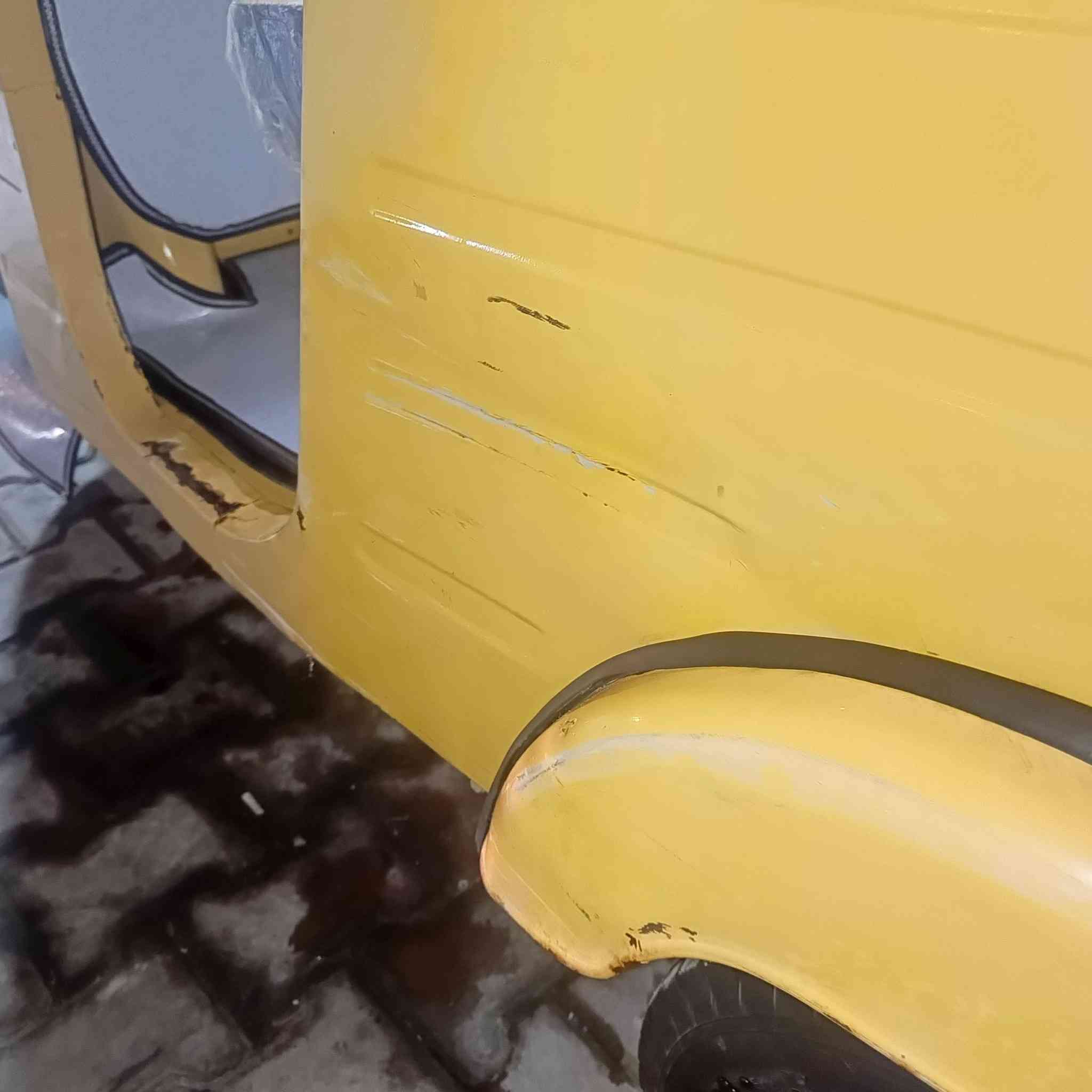 سلام عليكم تكتك للبيع 20 شهر 11 خير من الله مرقمه تكتك حلوه كدام عينك بسمي تحويل ثاني يوم *********** بغداد الحسينيه الراشديه  سعر(5800) وبيها مجال
