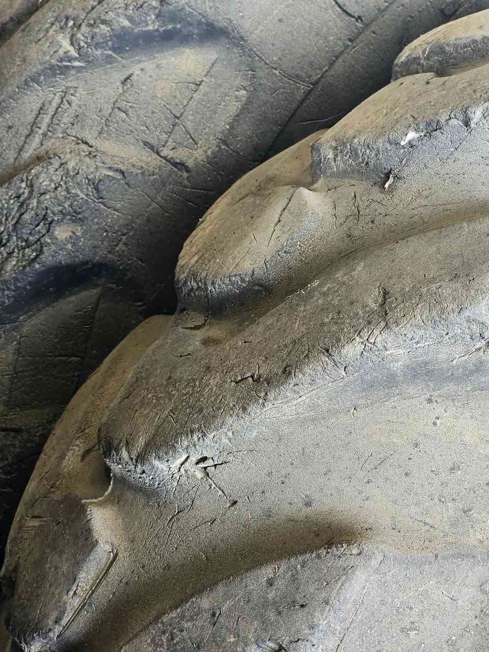 تايرات مستخدم حاويه تركي گودير ولاسه وباطلس وا اوسكا
1400×24 كريدر سعر الزوج ٥٥٠ العنوان ديوانية ال بدير ورشة سيد علاء الحسيني ***********\ *********** @أبرز المعجبين
