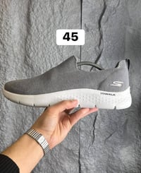 احذيه وكاله جديد اصلي  بغداد الدوره حي الصحه  07874470444 واتساب موجود