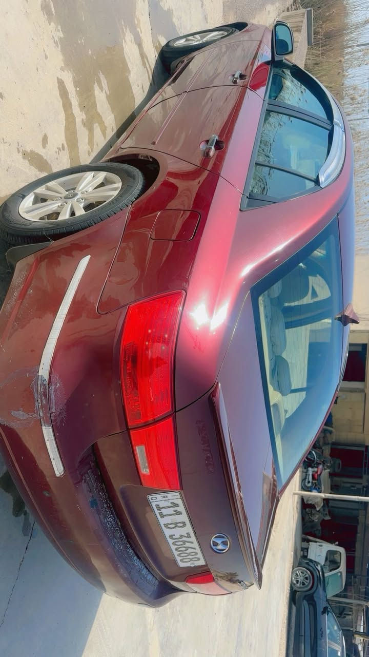 هونداي سوناتا ٢٠٠٩ وارد كندي بدون تبديل فقط صبغ ثلاث قطع بنيد و جاملغات   اماميه
السياره جاهزه تخم تاير محرك كير خير من الله
تبريد تدفئه صدر جديد السياره كل نقص مابيها وضرر سطحي مكفوله شواصي ولغود وتكم 
*********** 
السعر ١٠٨
