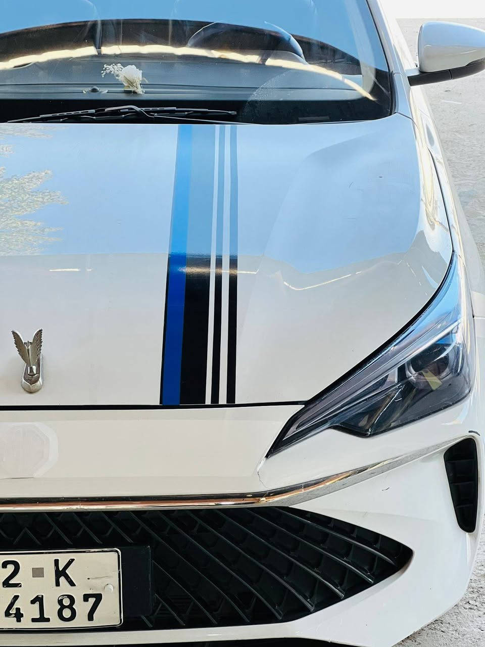 سلام عليكم
سياره MG5 (روي) 
موديل 2024 ماشيه63  الف 
مواصفات 
فتحه 
تحكم ستيرن 
تحكم كله بالشاشه 
مثبت سرعه 
لايت اوتو 
ابل كار بلي اوتو 
حساس خلفي 
تشغيل بصمه 
دخول ذكي 
وبعد بيه مواصفات 
السياره بيه ضربه بالدعاميه خلفيه ومصلحه بدون صبغ وضربه عكس هم دعاميه خلفيه خفيفه  
وكم شخط خفيف بالباب عكس سايق 
سياره نضيفه وحلوه ترايك ويِــטּ متريد 
مكينه 1500 GDI 
رقم اربيل الانكليزي 
السعر 105 وبيه مجال 
رقم ***********
