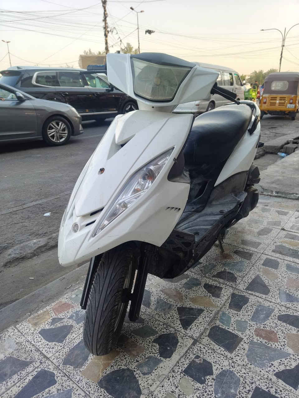 سلام عليكم جي تي ار للبيع
مكينه ممفتوحه وكلش ناعمه كهربائيات كلهه شغاله 
*********** مكاني شعله
