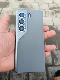 كامون 40 برو • مستخدم سبوع • ملحقات كاملة