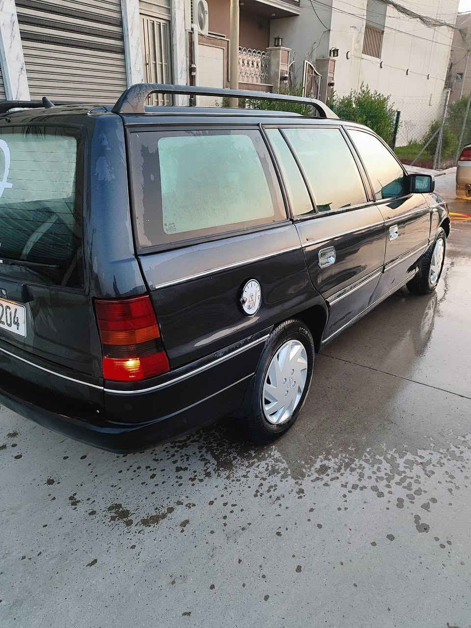 استرا موديل (95) تبريد جامات كهرب مال بيت ومال جناي 

 مكينة مال كصة جديده كير شرط طخمها شرط سياره مال جناي ومال بيت مصروف عليها كيجات كهربائيات كلها شرط شغالة طخم تاية ويل  جديد سترين بور قفل مركزي كلها شرط صبغ جمالية مال تقحيل علئ مود الهزه  والباقي شرط بسم الشرعي تحويل ثاني يوم 
 

مكاني الأيسر ***********،،،،،***********
