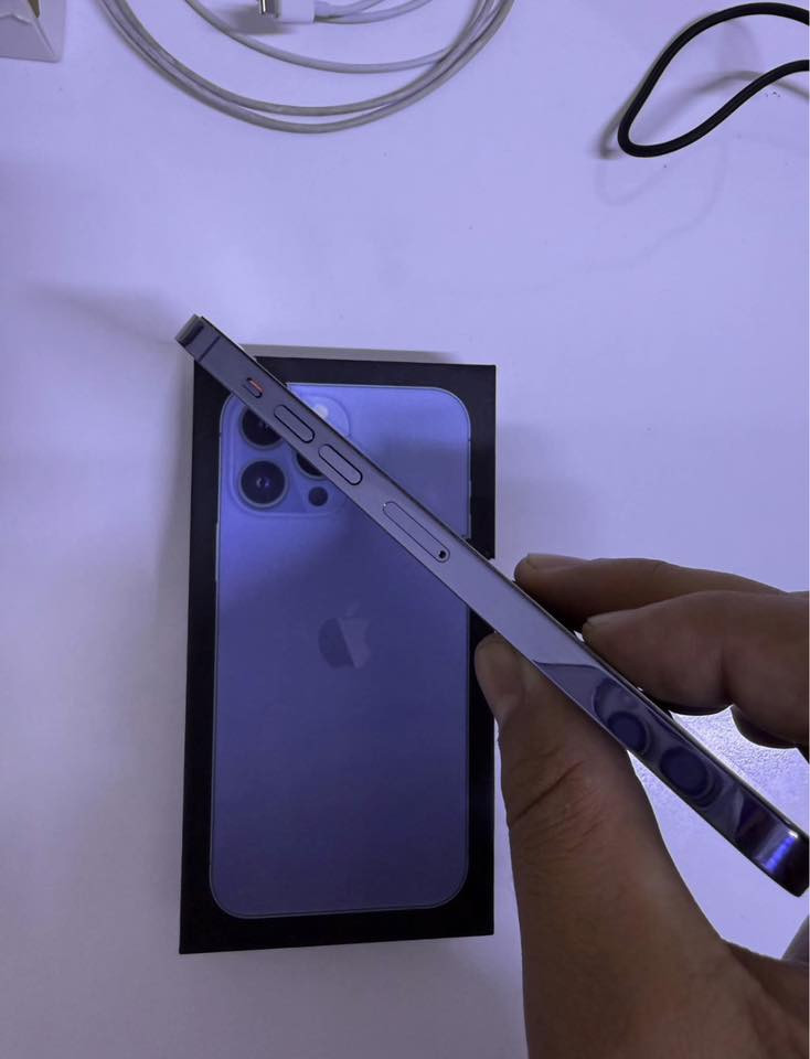 ايفون 13 bro max
جهاز وتر بروڤ 
البطاريه بلجهاز٥٨ وبلحاسبه ٨٨
الذاكره٢٥٦
السعر ٨٧٥
الجهاز ضمان بي من الفتح او لتبديل او ايشي 
الجهاز مكفول تاخذ من باب البيت 
متواجد رقمي***********
