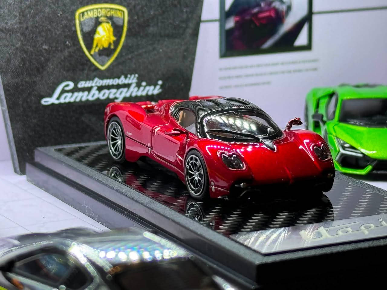 Pagani utopia شركة LCD 1:64
تفاصيل اللون والدواخل وحدها تنكتب قصة عليها
اللون red gem  
سعرها 55,000 IQD


**إذا كنت صاحب هذا الإعلان وتريد حذفه لأي سبب، رجاءا أرسل رسالة إلى الدعم الفني**