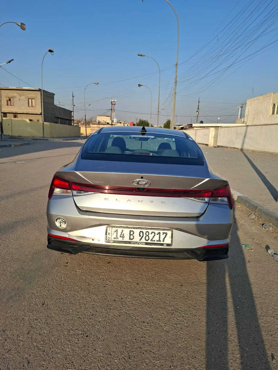 النترا 2021 وارد امريكي حره بسمي 
حادثها جاملغين امامي واحد مصلح واحد مبدل  البنيد نفسه مصلح ومرجعينه 
بدون ايرباك بدون دواخل 
السياره فول ما عدى الفتحه حداديه جديده امس مبدلها كامله
بيها تلحيضات داير السياره يرادلها بولييش وهسوالف وتكحيلات بيها شخوط خفيفه بل بديه 
القماره بيه ضربه مال تحميل السعر 137وبيها مجال
رقم لهاتف ***********
