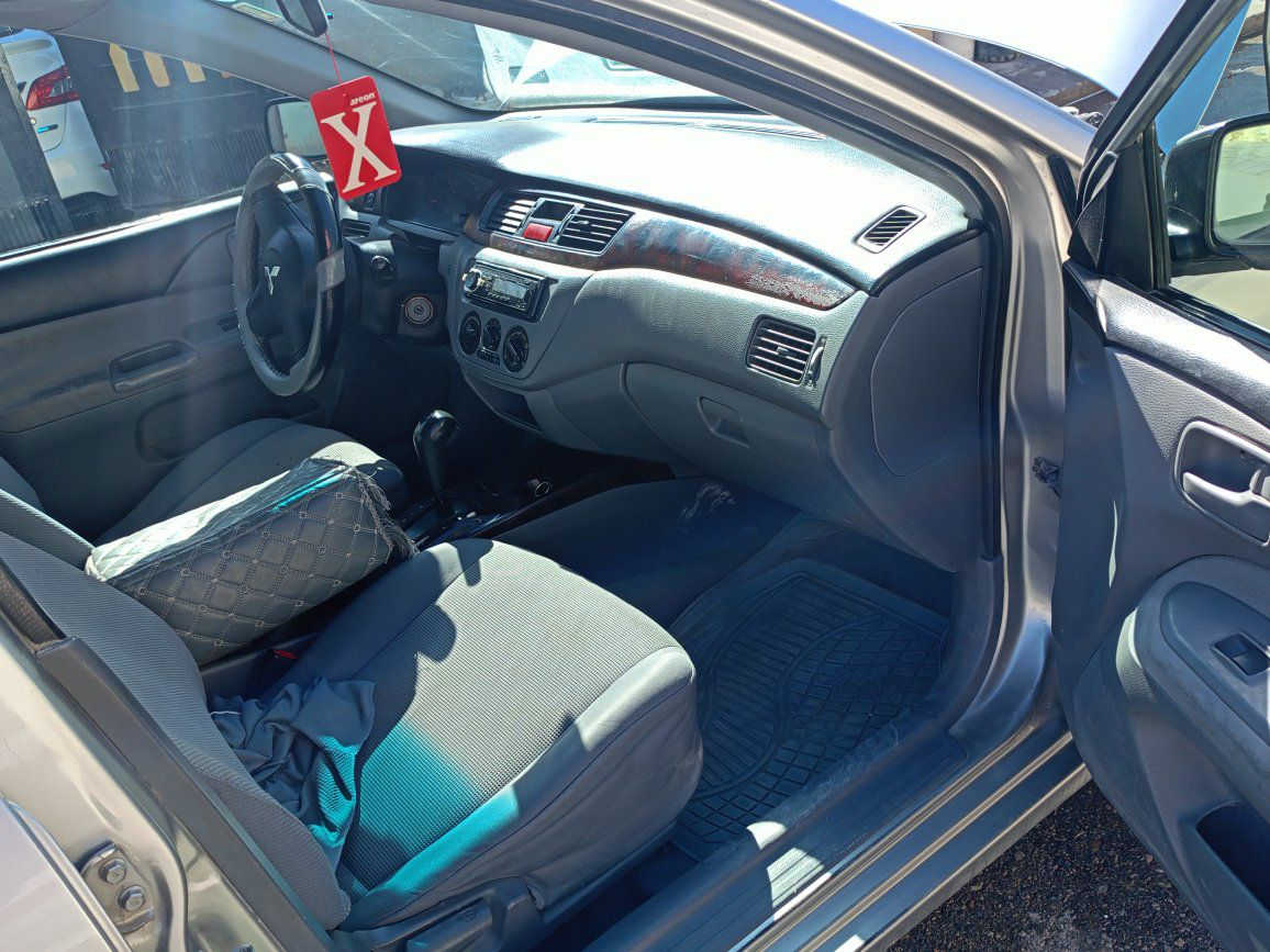 لانسر بومه
موديل 

2007 

محرك1300 كير أوتوماتيك سياره جاهز صدر تايرات هزه ما ساقطه رقم انكليزي سليمانيه بسمي لحد 2029  تبريد تدفئه مابي قطره صبغ بي بارد ضربه قويه مابيها  بيها كود مال بانزين سعره 72 $مكاني ديالى قضاء كفري 
***********
