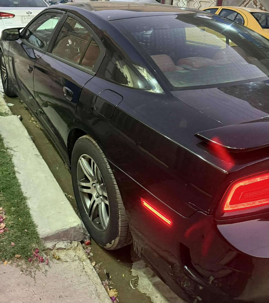 السلام عليكم من رخصت الادمن جارجر ٢٠١٣ فول واحد على واحد خليجي مكان سيارة بغداد حي الجهاد منطقة الحمدانية سعرها ١٥٥ رقم الموبايل ***********
