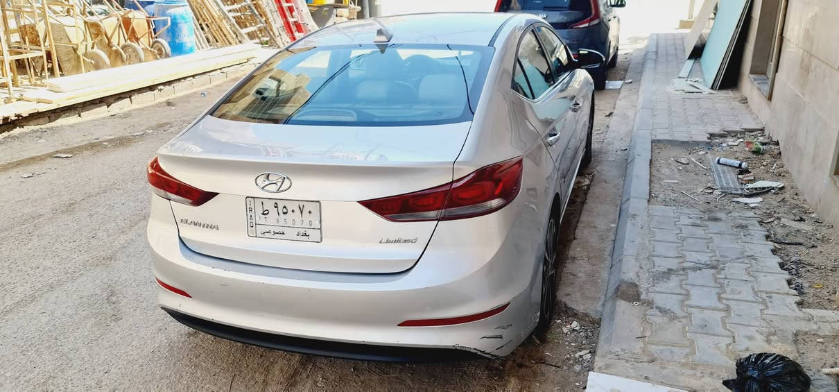 السلام عليكم
للبيع هونداي النترا ٢٠١٧ لمتددوارد امريكي حادث بنيد وجاملغ جهة السائق 
المواصفات
فتحة
كامرة
شاشة
تحكم ستيون جهتين
بصمة تشغيل وابواب
نظام مانع انزلاق
كشنات تدفئة
نظام سبورت
كشنات كهرباء
محرك ٢٠٠٠ دوش
يدات نيكل
ماشية 86
اشاير بالمري
جنطة ذكية
لايتات زنون
كروز سرعة
نظام ايكو
بك لايت لد
كشافات لد
رقم بغداد
السعر (132 وبيها مجال بسيط)
كربلاء المقدسة 
للاستفسار اتصل ***********@/***********
