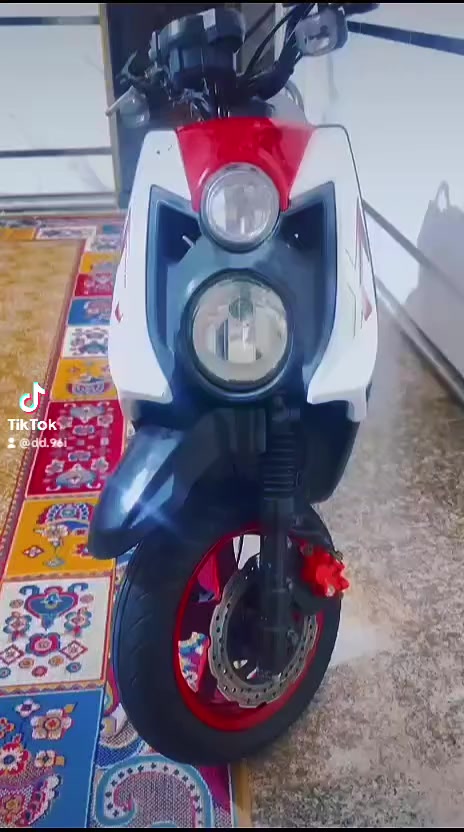 سلام عليكم دراجه سكنس مديل 2018 صاله ٥اشهر طالع من الوكيل دراجه نضيفه حته ماطلع بيه هواي مكاني ميسان حي الحسين الجديد  ***********
