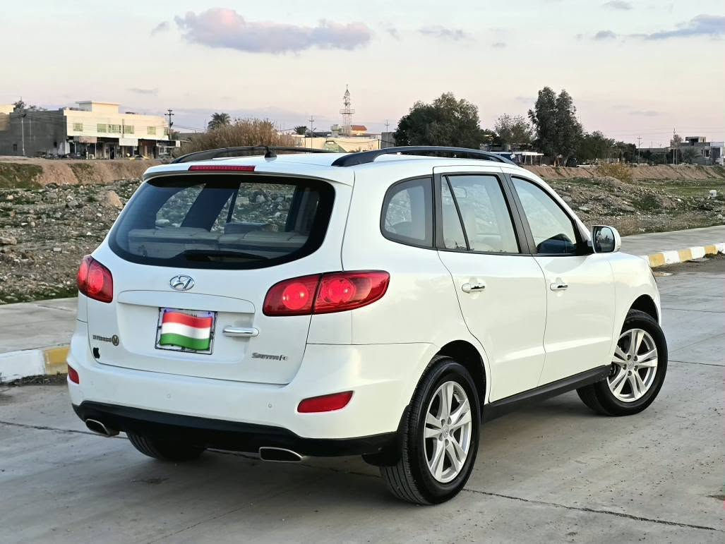 سنتافي 2011 خليجي فول مواصفات ✅ 
محرك 2400 دووش مكفوله
رقم سليمانيه شرط تحويل مباشر
سياره بدون ضربة دواخل و بدون تبديل فقط باب صبغ 
بيهه كارت بسيط و السونر موضح بالمنشور 
تخم تاير جديد شادله 
صدر امامي خلفي جديد 
تتفئة و تبريد ثلج 
السعر مناسب جدا 138 ورقه فقط 

سياره فول مواصفات عدا البصمه فقط
سقف سلايت / 7 راكب / كشنات جلد / كشن كهربائي 
تبريد بيانو / دشبول صاج / حساسات خلفيه / يدات نيكل
مري شفط / اشاير بالمري / 5 ويلكب / داخل بيجي

عنوان ديالى خانقين   *********** خناقين, ديالى
