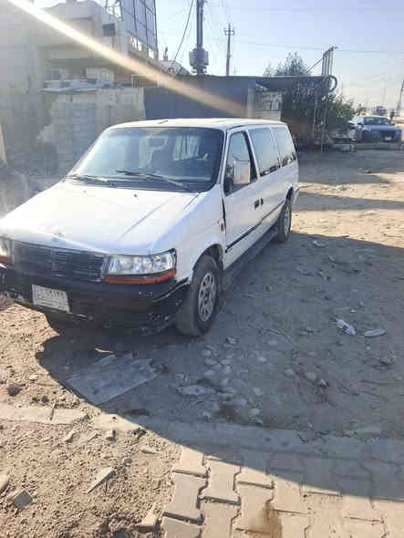 السلام عليكم
للبيع دوج كلايزر سبعه راكب 
رقم ديالى الماني 
مكينه وكير كورلا 
السعر ١٨ ورقه 
الموقع بغداد بوب الشام 
للاستفسار 
***********
