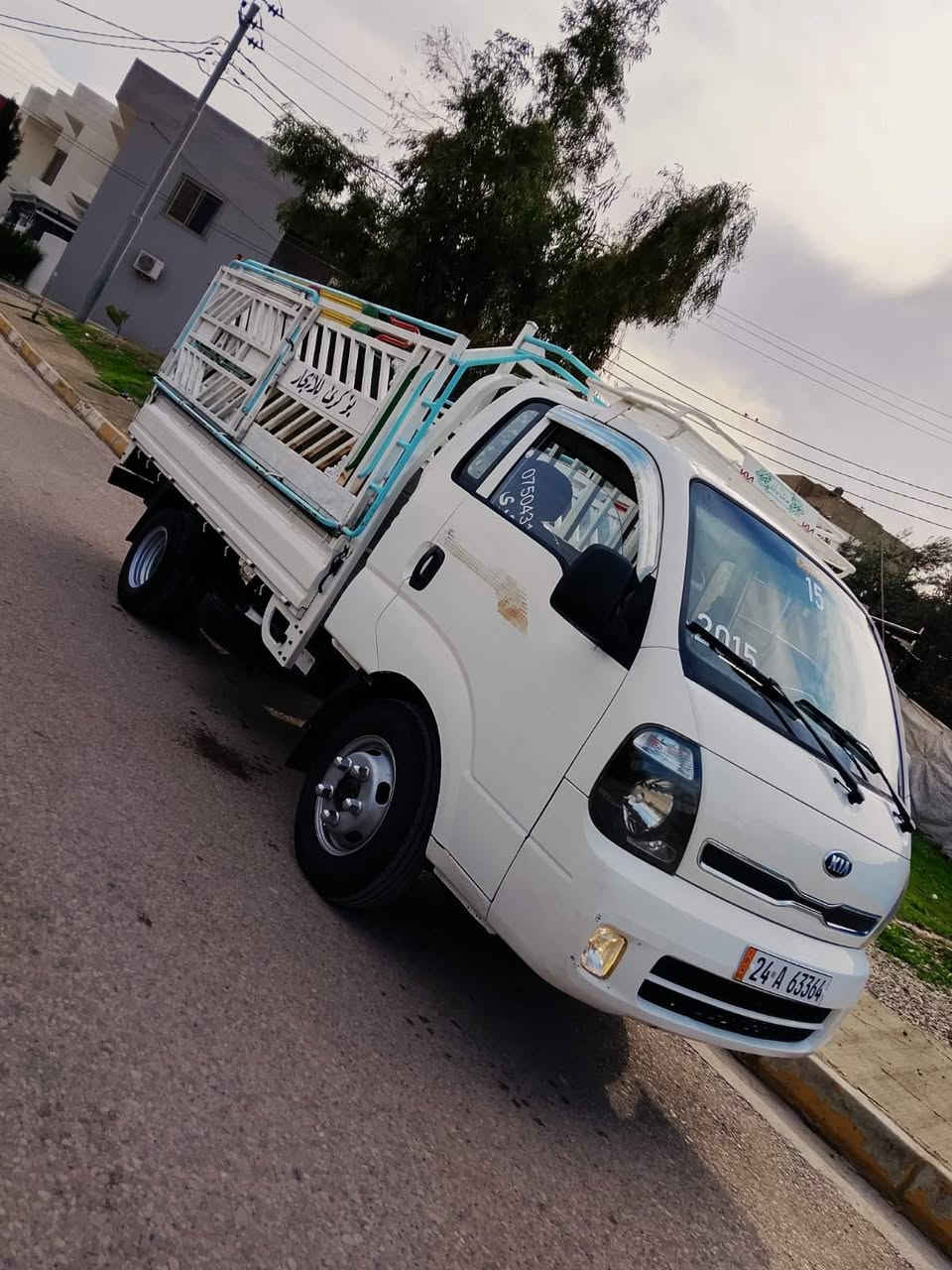 السلام علیکم كيا بؤ فرؤشتن 4000ي
موديل 2015 182هزار رويشتيه حقيقي رقم نويه سنوي هتا 2031

مكيني تازه تعمير كرايه تاياي نويه تازه

گریمان دایه شاسی و قپاغ شاسی نه تقیه نرخ 155ورقه كمك مجال رقم

تلفؤن ***********

زين    ***********
