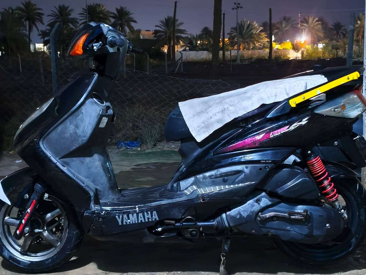 السلام عليكم
سكنس فحل كابريتر ما ناقصه شي مكينة خرسة شلعة قوية ومعدل 110دهن اديرله بس اصلي الدراجة مال جناي ما صارله هواي من طالعة2025/10/8 ماشية 14الف حقيقي الدراجة ملحة بعدهة كهربائيات كله شغالة باتري جديد قبل يومين شديتله الاصلي الدراجة خير من الله السعر 900وبيه مجال للشراي عنوان حلة مركز 
رقمي***********
خاص متواجد بالليل وبالخدمة🤍
