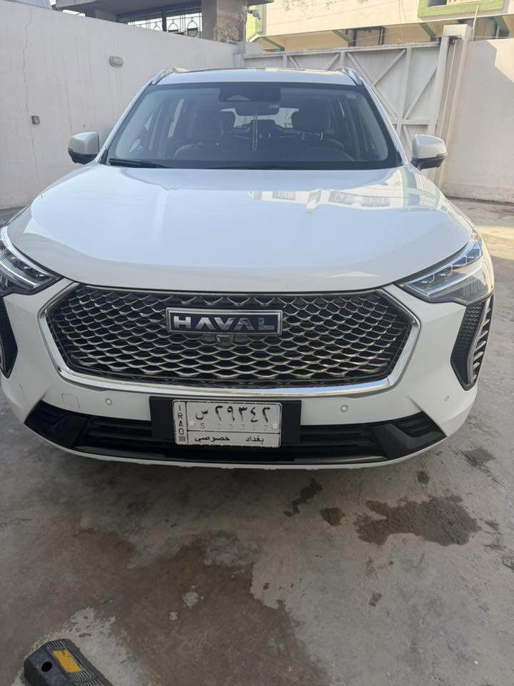 هافال جوليان فول مواصفات اعلى فئه 
داخل ضمان الشركة 
ماشيه ٥٥ 
بيها شبر بارد 
سعر ٢١٥٠٠ 
تواصل واتس ***********
بغداد
