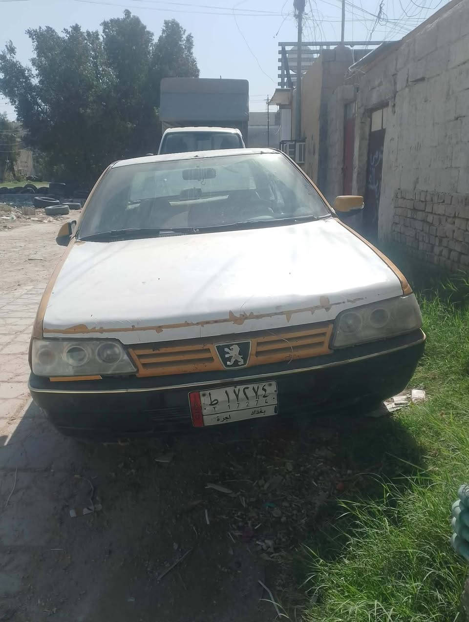 سلام. عليكم بيجو. روه البيع. او مراوس مكينه كير.
مكوفلات. سياره. جاهزه.  تحويل ثاني.يوم .  عليه. غرامات. 

***********
