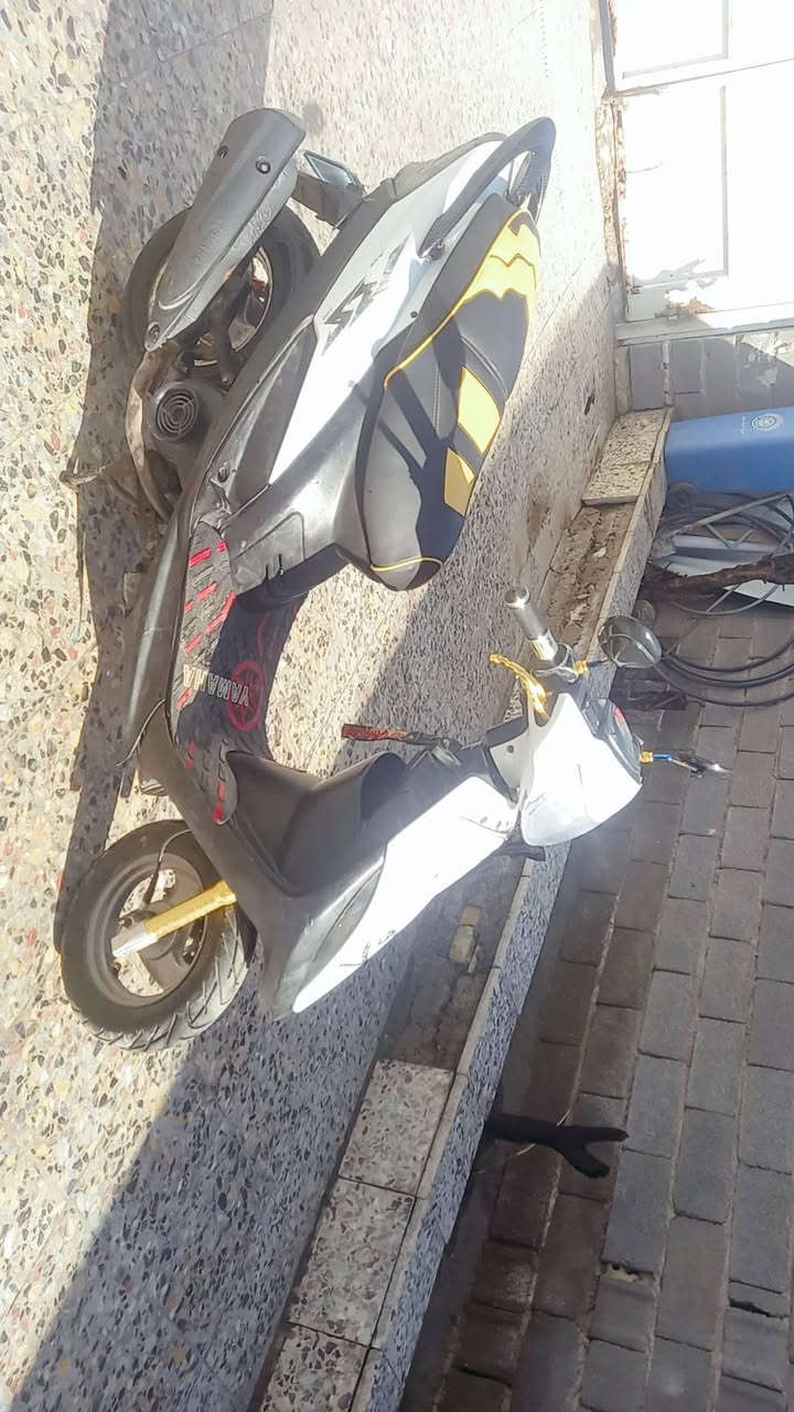 السلام عليكم
دراجه ماكس عدل 120 
كلشي موضح بلصوره 
صلنصه FM رياضي 
كشن رياضي طبي
دبلات رياضي
يدات بريك يدات بانزين رياضي
مرايات كاربن فايبر 
دواسه ماكس رياضي
تايرات رياضي
العداد الكتروني 
السعر 650 وبيها مجال حك الجيه
المكان : بغداد الفضيليه شارع المستشفى الجديد 
تواصل :
واتساب: ***********
انستا :pct1.8
ماسنجر
