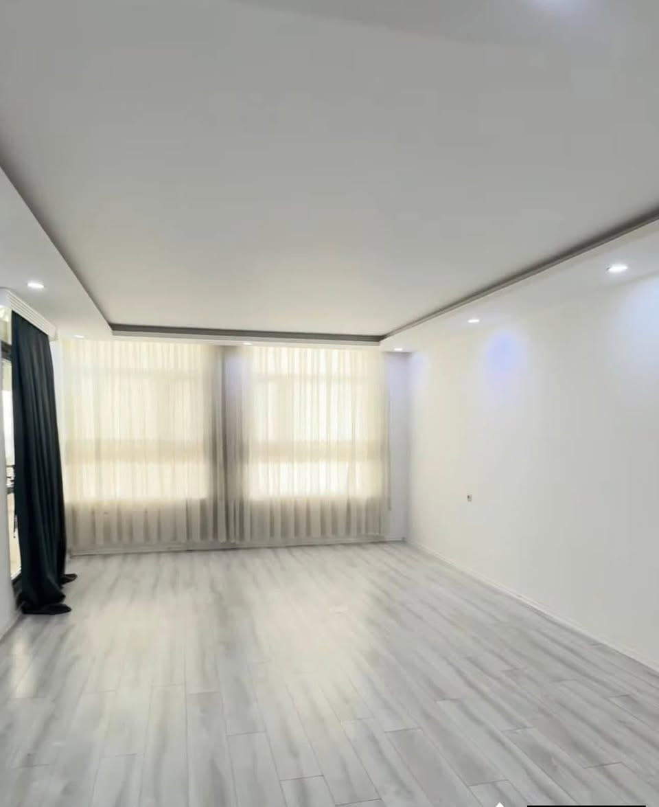 #ايجار 🔴🏡مجمع مودرن ستي🔴🏡

شقه صفر للأيجار🔵 في مجمع مودرن ستي
تحتوي على
ثلاثة غرف نوم واستقبال ومطبخ ومجموعه صحيات 
الشقه صفر غير مسكونه
بالاضافه الى ثلاثه سبالت وكاونتر مطبخ
الشقه بالكامل سقوف مغربيه
-------------------------------
الشقه صفر 
#موقع_المجمع :مقابيل الجبهه التركمانيه 

———————————————
🔵 لمعرفت التفاصيل الإتصال بالارقام التاليه

***********
*********** 
***********واتساب تليكرام
