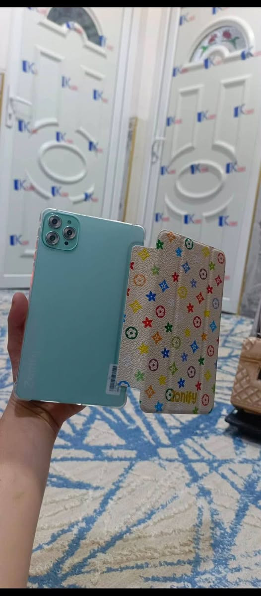 سلام عليكم
ايباد امزون جديد
ذاكرة 1000 الف
رام 16 
السعر 85 الف وبيها مجال
العنوان برطله
واتساب ***********
