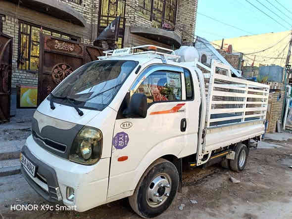 السلام عليكم فحل مسكر
موديل 17 
مكينه جديده حاويه شادها اقل من شهر 
المكان بغداد حي نصر 
الرقم بابل 
ضربتها لغد السكن ما واصل الدواخل ولا شاصي 
السعر 117 بيها مجال قليل 
***********
