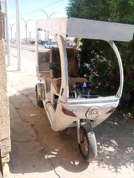 تكتك معوقين لبيع مكينه دايون بجيس تايرات بجيس كهربائيات كله جديد عوزه بس جامه اماميه سعره 750 الف وبيه مجال. قليل للاستفسار اتصل واتساب ***********
