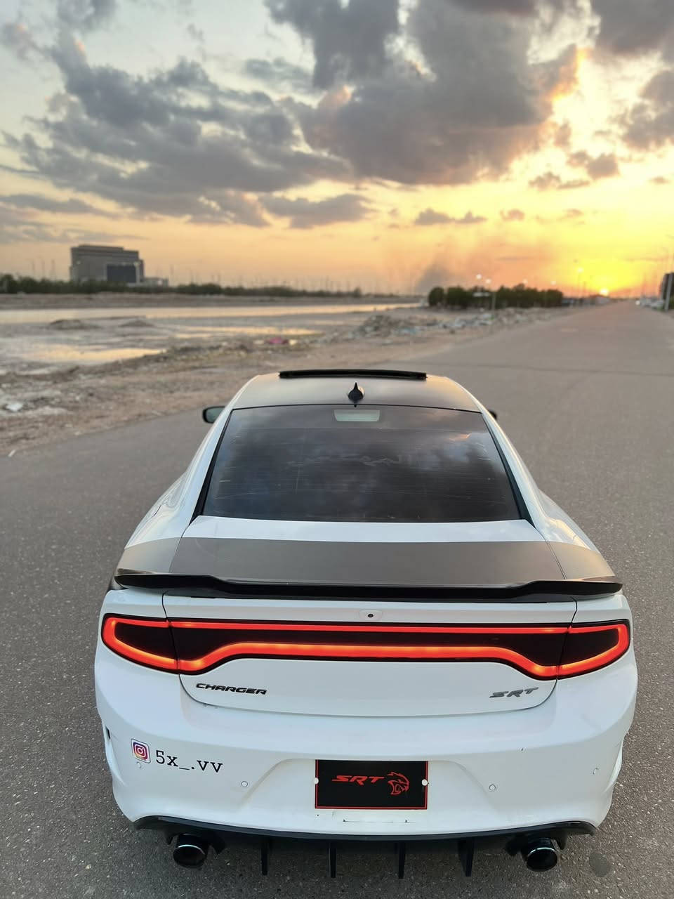 السلام عليكم
جارجر دايتونا 2017 محرك 8 سلندر 5700
قماره اسود بلاد السياره فول مواصفات عدا
الرادار الي بالدعامية رقم اربيل القديم وارد امريكي حادث فقط دعامية امامية بدون 
دواخل بدي السياره كفالة  ماشيه 72mi
المواصفات فتحة شاشة كار بلي الجبيرة
رادار جانبي نقطة عمياء شفتات استرين 
سبورت حساس خلفي كشنات شاموو
تدفئة تبريد خزن ميموري نظام سبورت
مودات رياضيه بالشاشه تشغيل عن بعد
ويل نجمة ابو الخسفه حجم 20
مكان السياره البصرة   استخدام طالب 
جامعي ما داخلة استعراضات ابد 
للاستفسار. ***********
