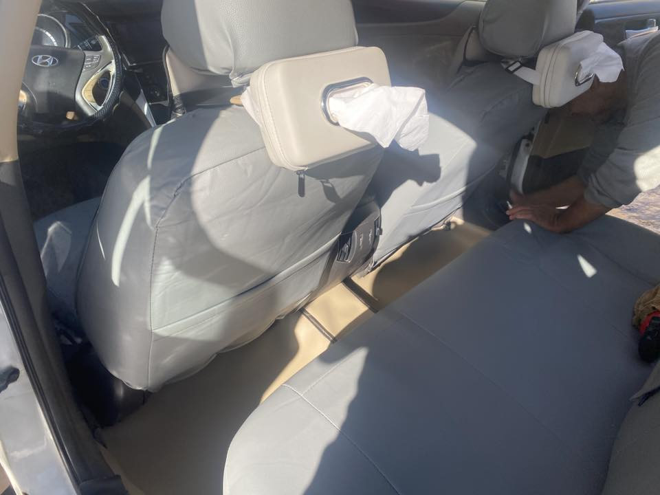 سوناته٢٠١١  خليجي كير محرك مكفول صدر أمام خلفي مكفول تبريد ثلج دتفئه  تخم تاير  باب السايق مبدل  وصفحت السايق بيها صبغ إني ابيعلك. احزام. بس علسونر بس السايق بسمي رقم إنكليزي  بغداد اصليخ  ***********. السعر. ١٤٠$
