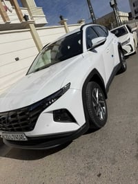 توسان موديل 23 رقم اربيل  جديدة بمعنى الكلمة  ماشية 36 فقططط كفالة عام...